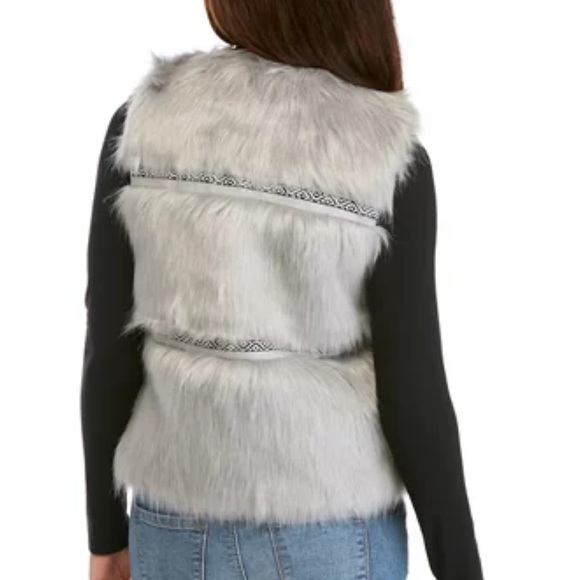Faux Fur Vest - Picture 2 of 2